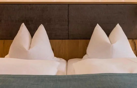Rooms-und-Suites Rooms-und-Suites